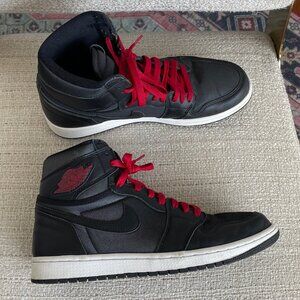 Air Jordan 1 Retro High OG Men’s 10.5